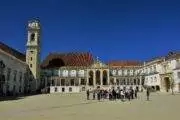 pátio da universidade de coimbra - património da unesco